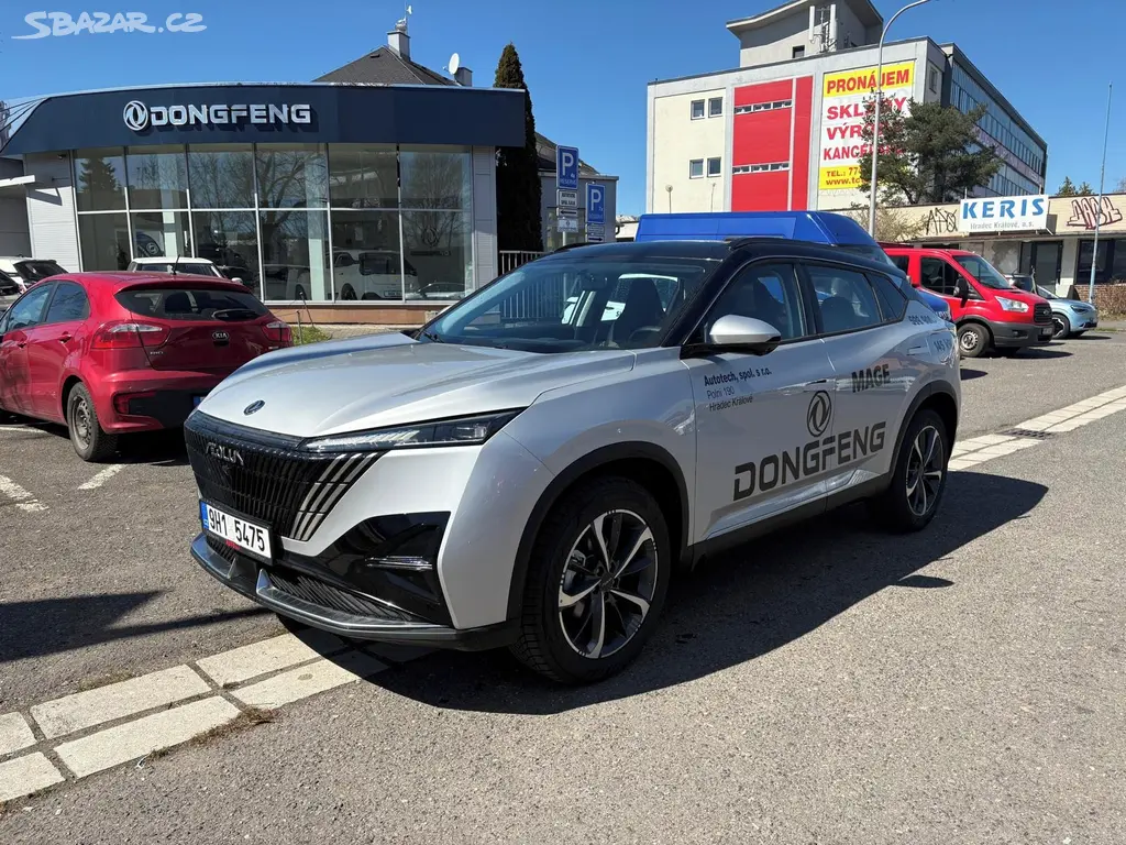 Dongfeng Mage, 1.5T 7DTC 145kw Silver / Black